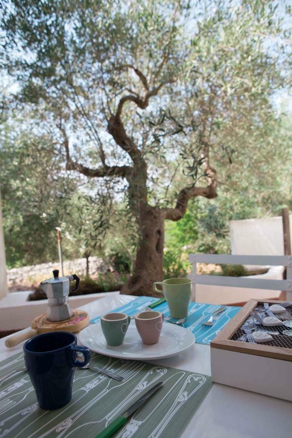 A Casa Di Giacomo Ostuni Exteriör bild